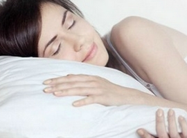 睡前护肤易犯的7种错误！90%的女人